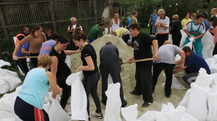 Načelnik odbio kupiti pijesak i vreće za gradnju zečjeg nasipa!