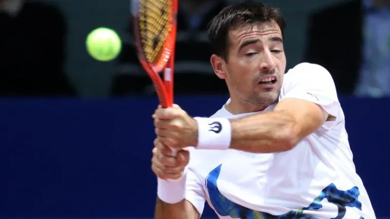 Dodig ekspresno ispao, poražena i Petra Martić