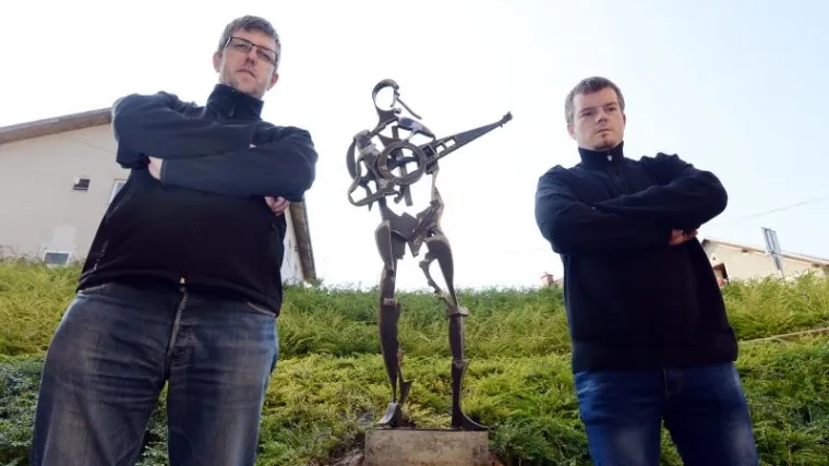 'Spaljeni' riječki rokeri dobili spomenik u Sloveniji!