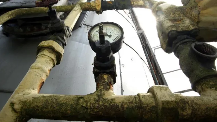 IS prestao crpiti naftu u Siriji u strahu od bombardiranja