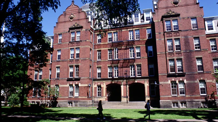 Nepoznata osoba prijeti da će doći na sveučili&scaron;te i sve ih pobiti!