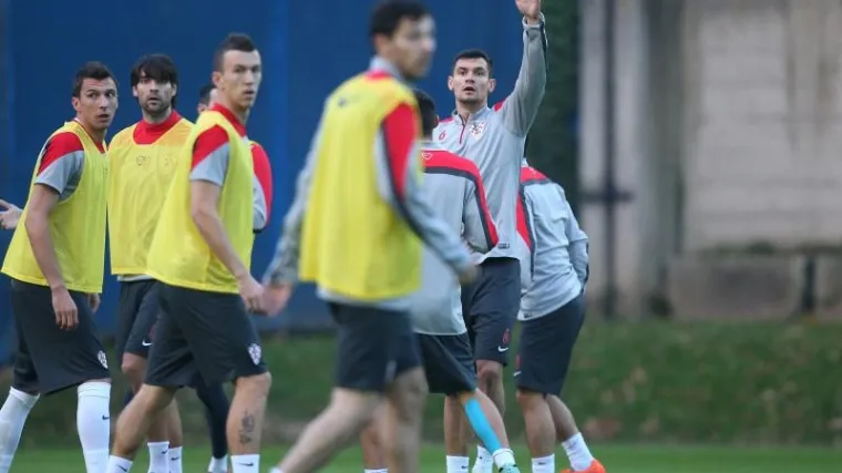 Lovren definitivno otpao, Kovač pozvao Schildenfelda