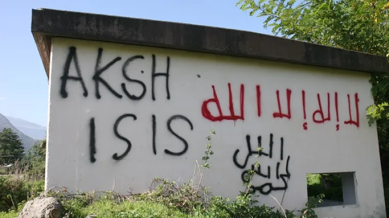 Džihadisti se aktivirali na Kosovu? Osvanuli uznemirujući grafiti