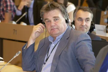 U Europski parlament stigao zahtjev za skidanje imuniteta Jakovčiću