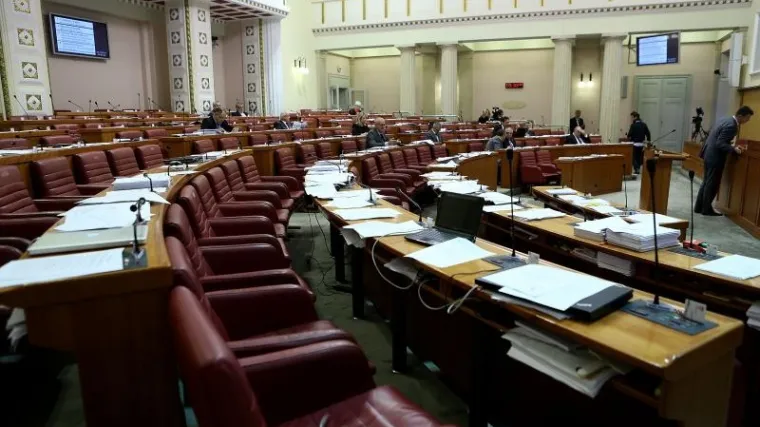 Gdje su nestali SDP-ovci? Sabornica u prvih pola sata gotovo prazna!