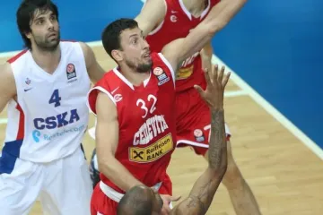 Zakucavanje Ramljaka u top deset poteza Eurolige