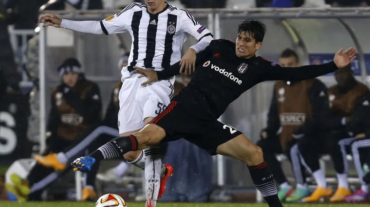 Bilićev Be&scaron;ikta&scaron; kod kuće u derbiju kola poražen od Fenerbahčea