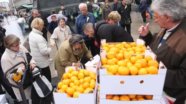 Dvadeset tona neretvanskih mandarina planulo u samo dva sata!
