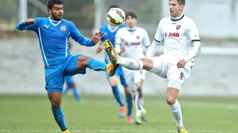 Lo&scaron;a predstava u Kranjčevićevoj, Dinamu i s igračem vi&scaron;e samo bod