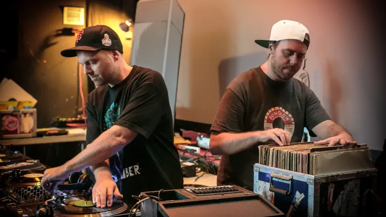 Genijalni DJ dvojac u Tvornici kulture