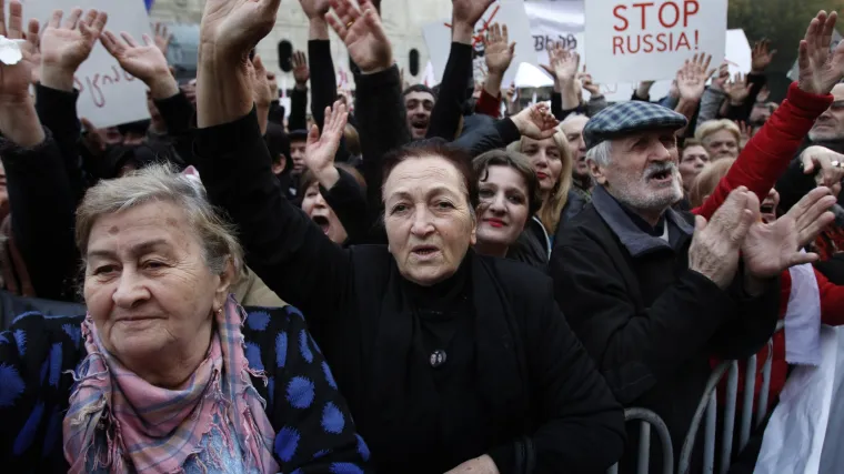 Gruzijci na ulicama Tbilisija prosvjedovali protiv ruske politike