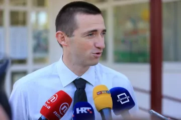 'Prestanite politizirati, neka Dan sjećanja protekne u miru'