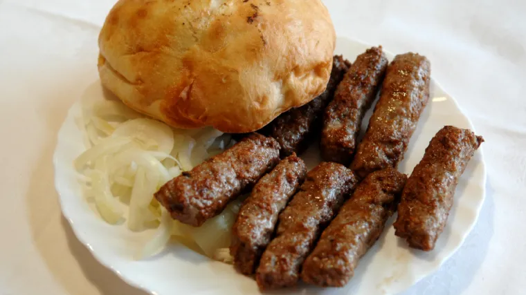 RTL doznao tajni recept za prave bosanske ćevape!