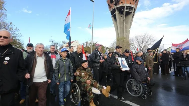 Evo za&scaron;to je bilo puno zbunjenih ljudi na vukovarskim ulicama