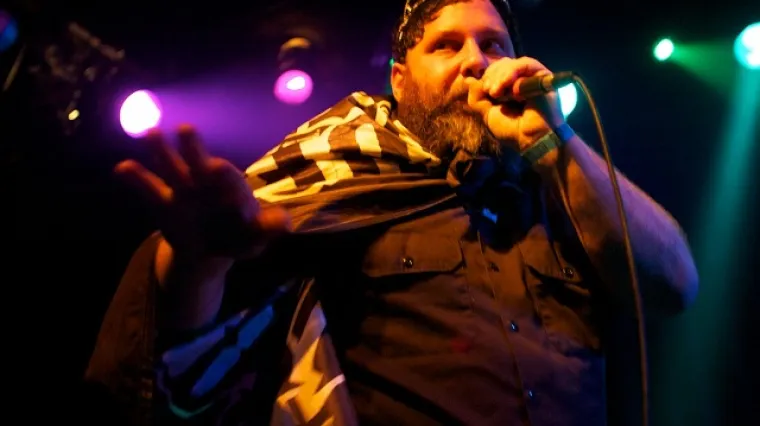 Bijesni hip-hop pjesnik ponovno nastupa u Zagrebu