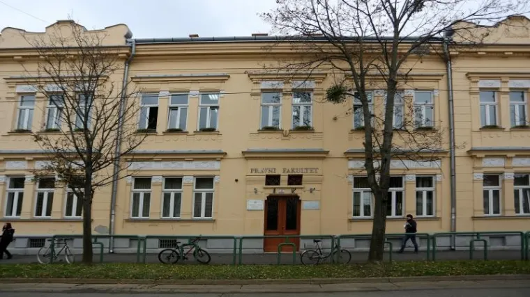 Dekan prodavao ispite na pravu: Mora platiti 90.000 kn i raditi za opće dobro