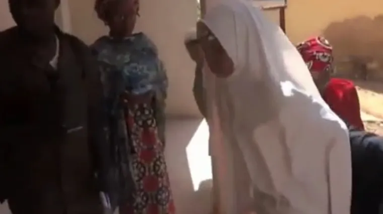 Djevojčica ubila muža i trojicu muškaraca, prijeti joj smrtna kazna