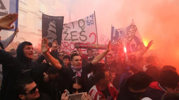 Evo &scaron;to HNS misli o prosvjedu navijača na splitskoj Rivi!