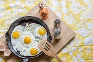 Zašto biste svakodnevno trebali jesti jaja (ali i ljusku)?