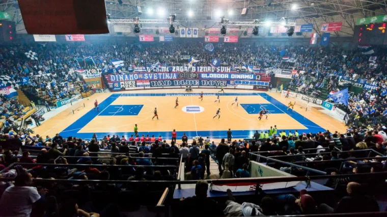 &Scaron;to god vam pričali, nogometna groznica itekako trese Zagreb!