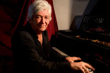 Iznenada preminuo legendarni rock klavijaturist