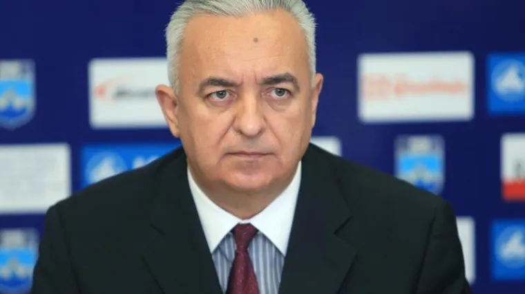 Predsjednik Osijeka izvrijeđao igrače: S pi**ama ne želim raditi!