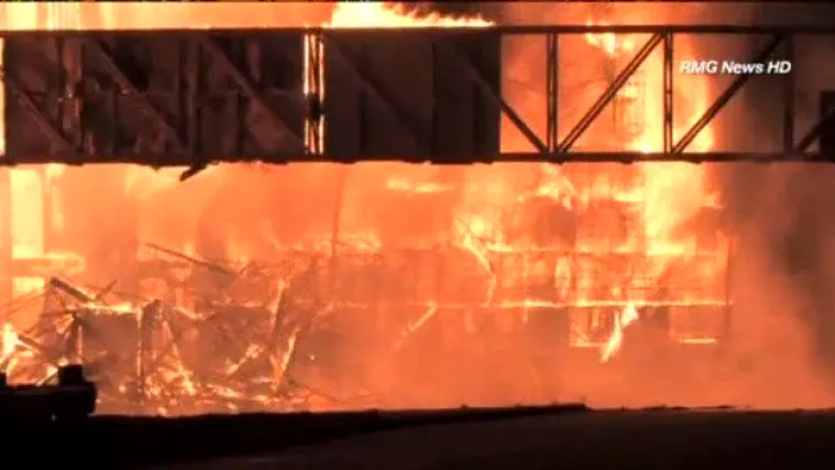 Veliki požar zahvatio sedmerokatnicu u Los Angelesu!