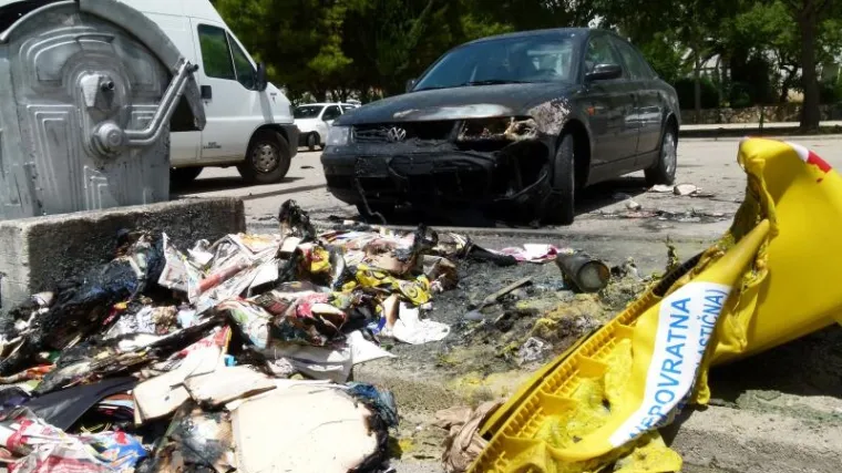 'Mi doslovno svaki dan gasimo kontejnere po Splitu'