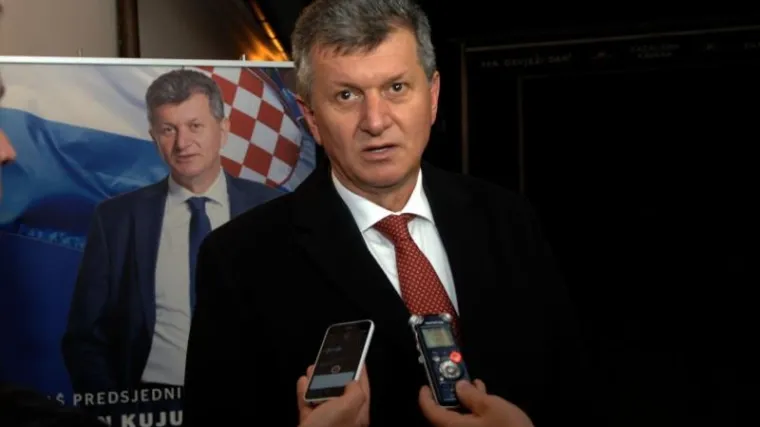 'Brojni zakoni prilagođeni su partijskim elitama'