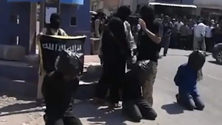 Islamska država odrubila glavu četvorici mu&scaron;karaca!