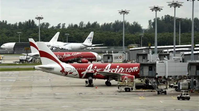 Loše vrijeme usporava potragu za olupinom aviona AirAsia