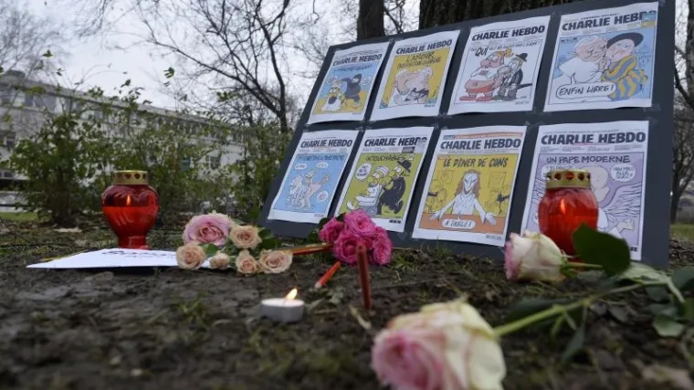 Skup solidarnosti u Zagrebu: U čast žrtvama okupilo se 50-ak ljudi