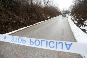 Hrvatski državljanin s probušenom gumom bježao slovenskoj policiji