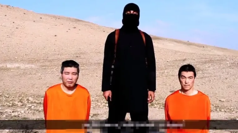 Objavili novu snimku: IS prijeti ubojstvom japanskih talaca!