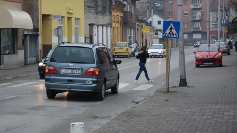 Vozio suprugu na porođaj i skrivio stravičnu nesreću