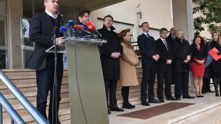 'Vlada sva obećanja ispunjava jer pazi &scaron;to obećava'