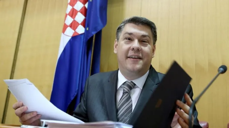 Prihodi od PDV-a veći za 300 milijuna kuna: nitko jo&scaron; uvijek ne zna za&scaron;to