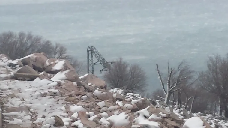 Bura na ličkom području poru&scaron;ila vi&scaron;e od 200 dalekovodnih stupova