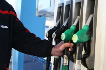 U ponoć najveće poskupljenje goriva posljednjih godina