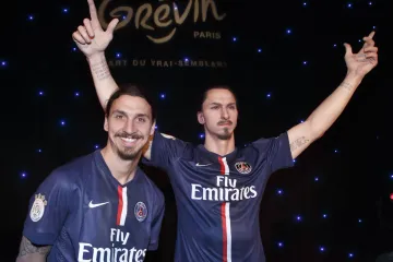 'Trebali bi zamijeniti Eiffelov toranj mojim kipom'