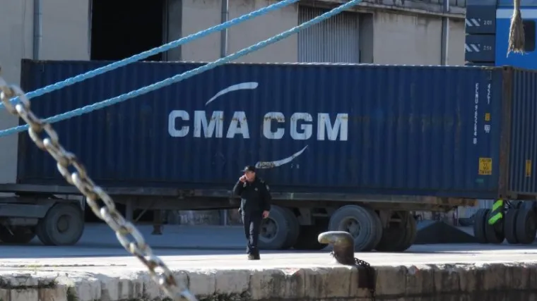 Užas u splitskoj luci: Kontejner pao na radnika i ubio ga na mjestu