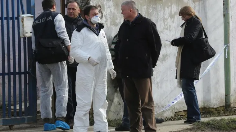 U eksploziji ručne bombe poginuli žena i dječak, još troje djece ozlijeđeno