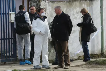 U eksploziji ručne bombe poginuli žena i dječak, još troje djece ozlijeđeno