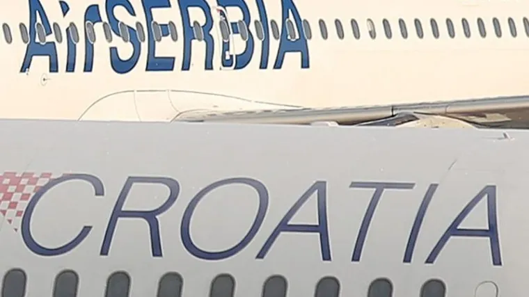Zrakoplovu 'Air Serbije' prilikom polijetanja za Zagreb otpao kotač