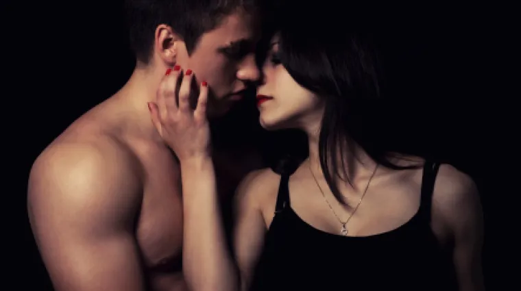 Nogometa&scaron; ljubavnici slao eksplicitne fotografije pa ona ucijenila klub