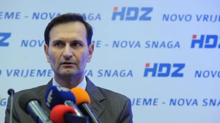 'Premijer se ruga predsjednici Republike, ali i cijeloj naciji'