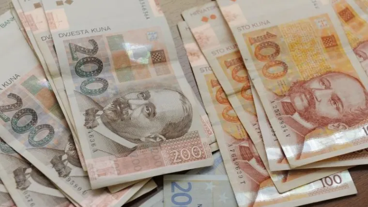 Prosječna neto plaća u prosincu 2014. porasla je za 3.4 posto