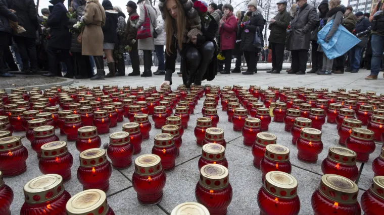 Preko 10.000 Rusa odalo počast ubijenom Borisu Nemcovu