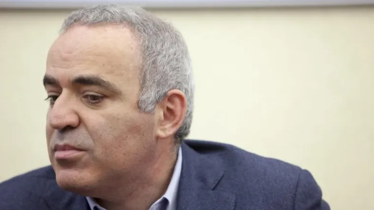 Kasparov u Kongresu: 'Putin je karcinom i moramo ga odstraniti'