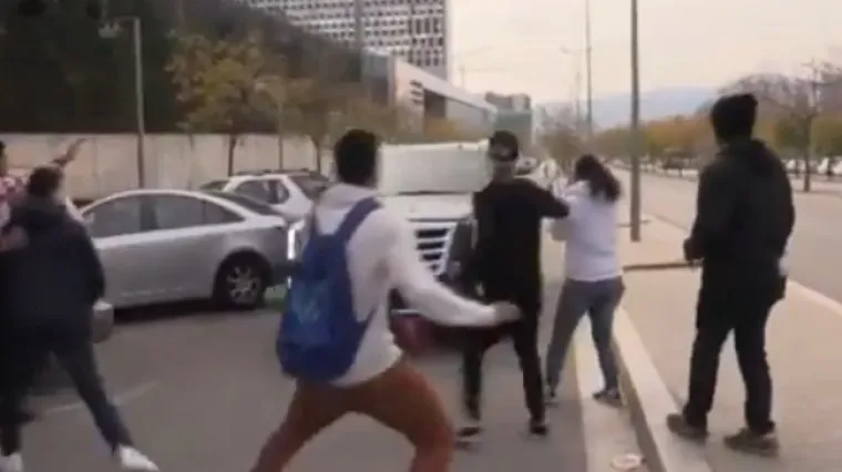 Messi svojim 'oklopnjakom' umalo pregazio navijače